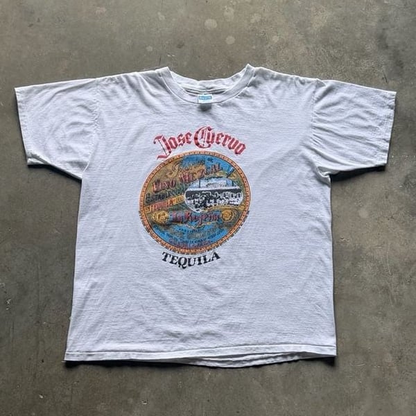 Vintage 1980s Royal First Class Jose Cuervo Tequila T-Shirt Size Mens XLWhite