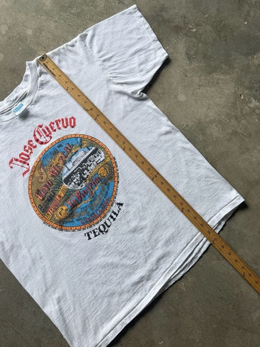 Vintage 1980s Royal First Class Jose Cuervo Tequila T-Shirt Size Mens XLWhite 7