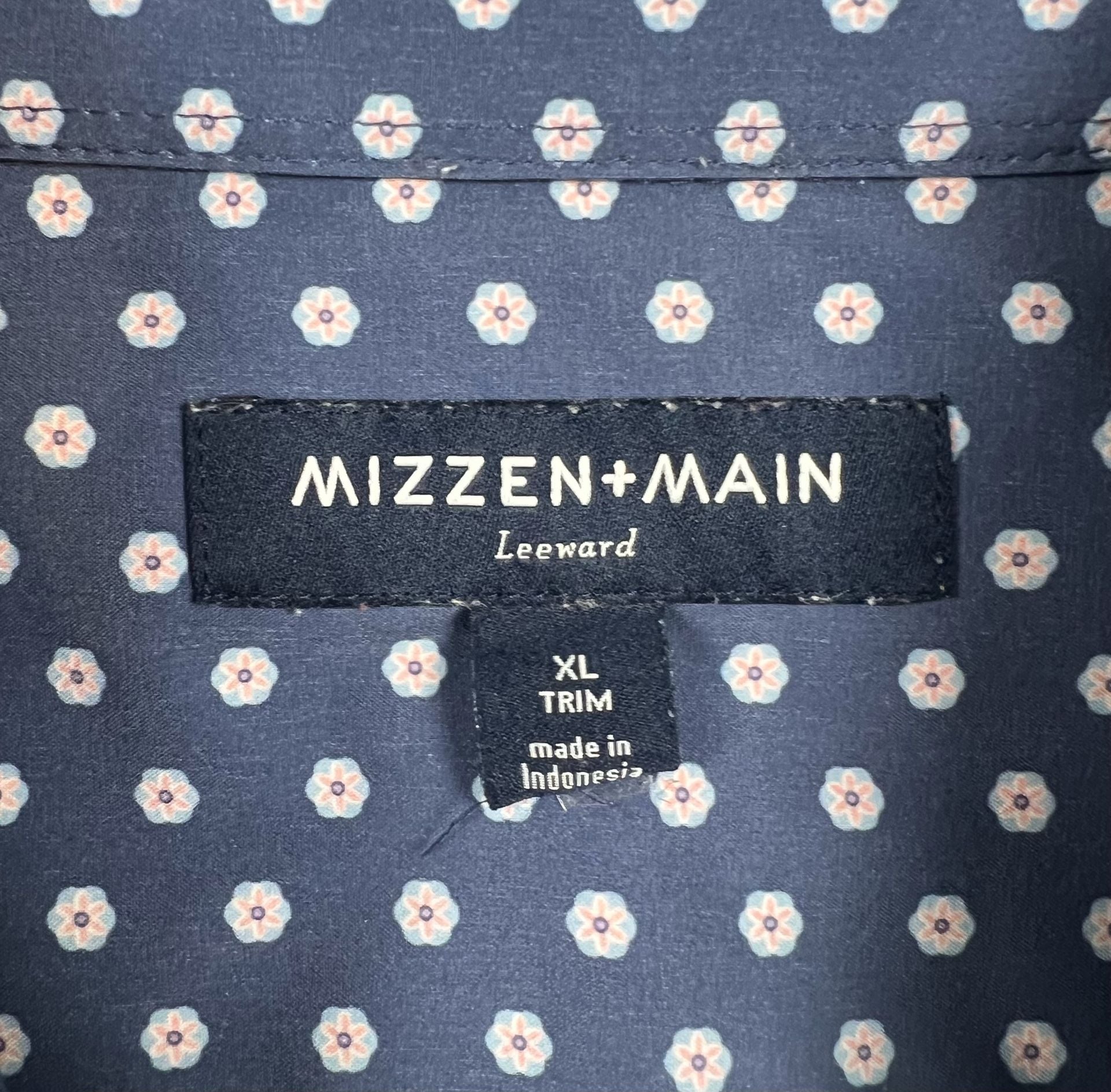 Mizzen + Main Leeward Shirt XL Trim Blue Floral Long Sleeve 6