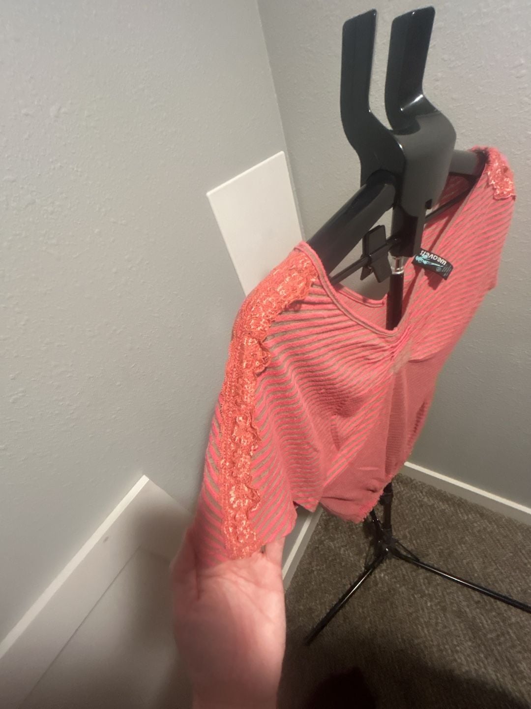 Weavers Striped Lace Shoulder Blouse Size M Coral Brown 6