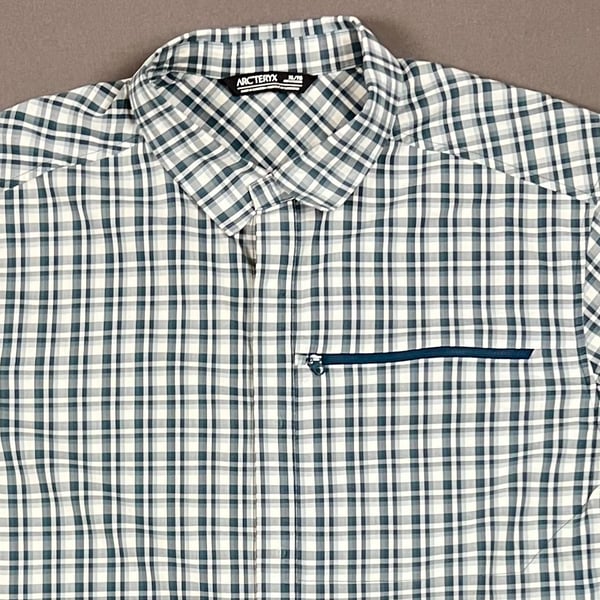 Arcteryx Skyline Plaid Long Sleeve Button Shirt Size XL Blue White