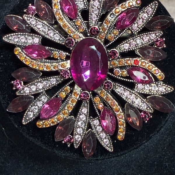 Vintage Style Rhinestone Starburst Brooch Pink Purple Crystal