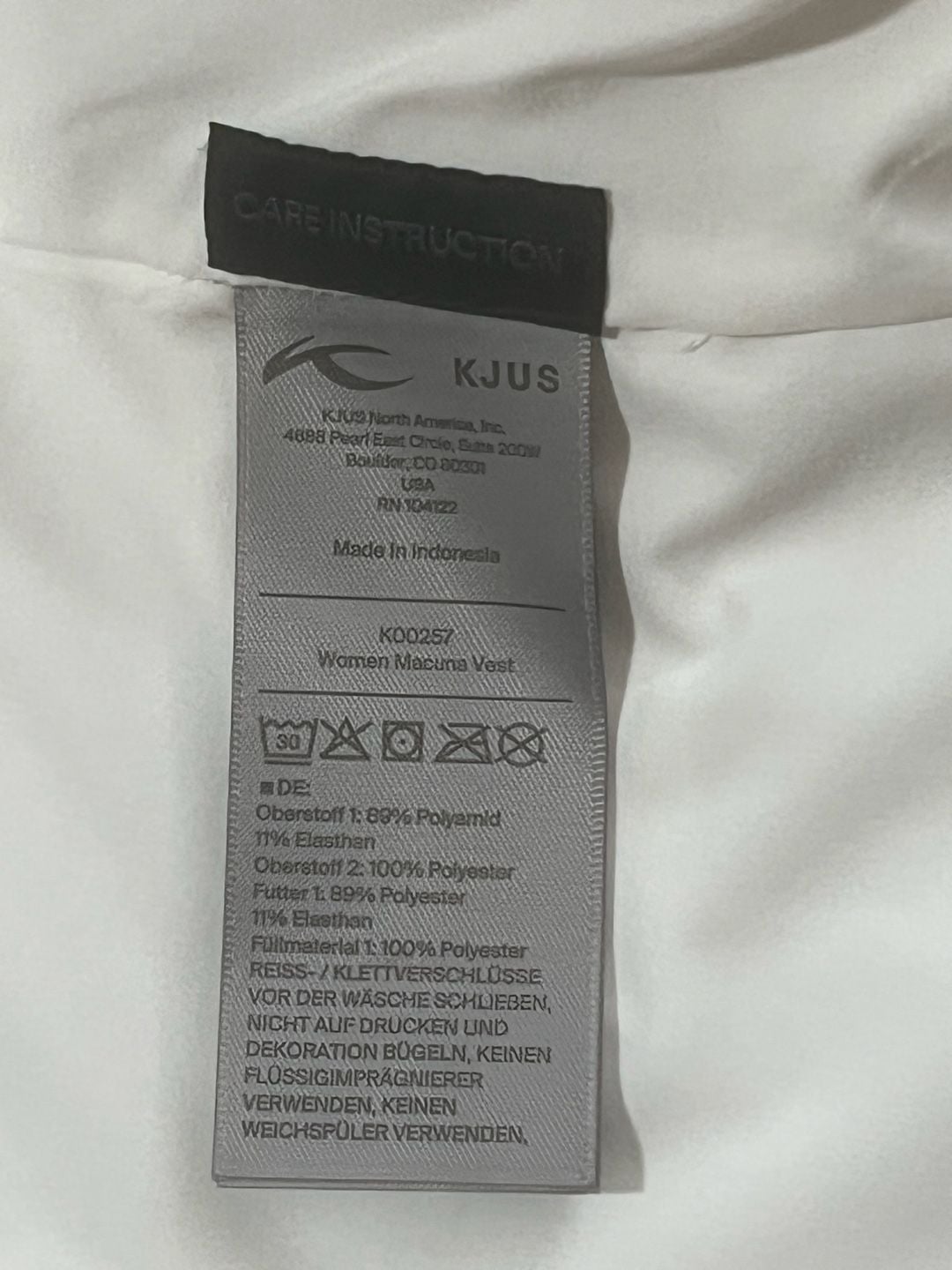 KJUS Macuna Vest Size 38/M White Quilted Insulated Faux Fur Collar 6