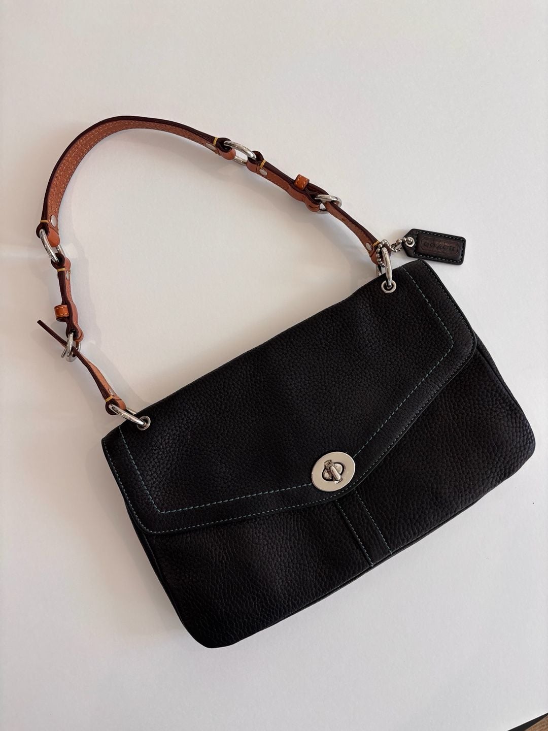 Coach Chelsea Pebbled Leather Shoulder Bag Black 2