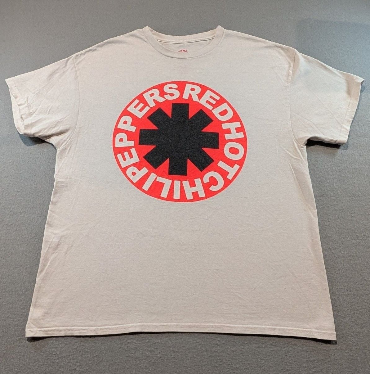 Red Hot Chili Peppers Unlimited Love World Tour T-Shirt Size XL 2