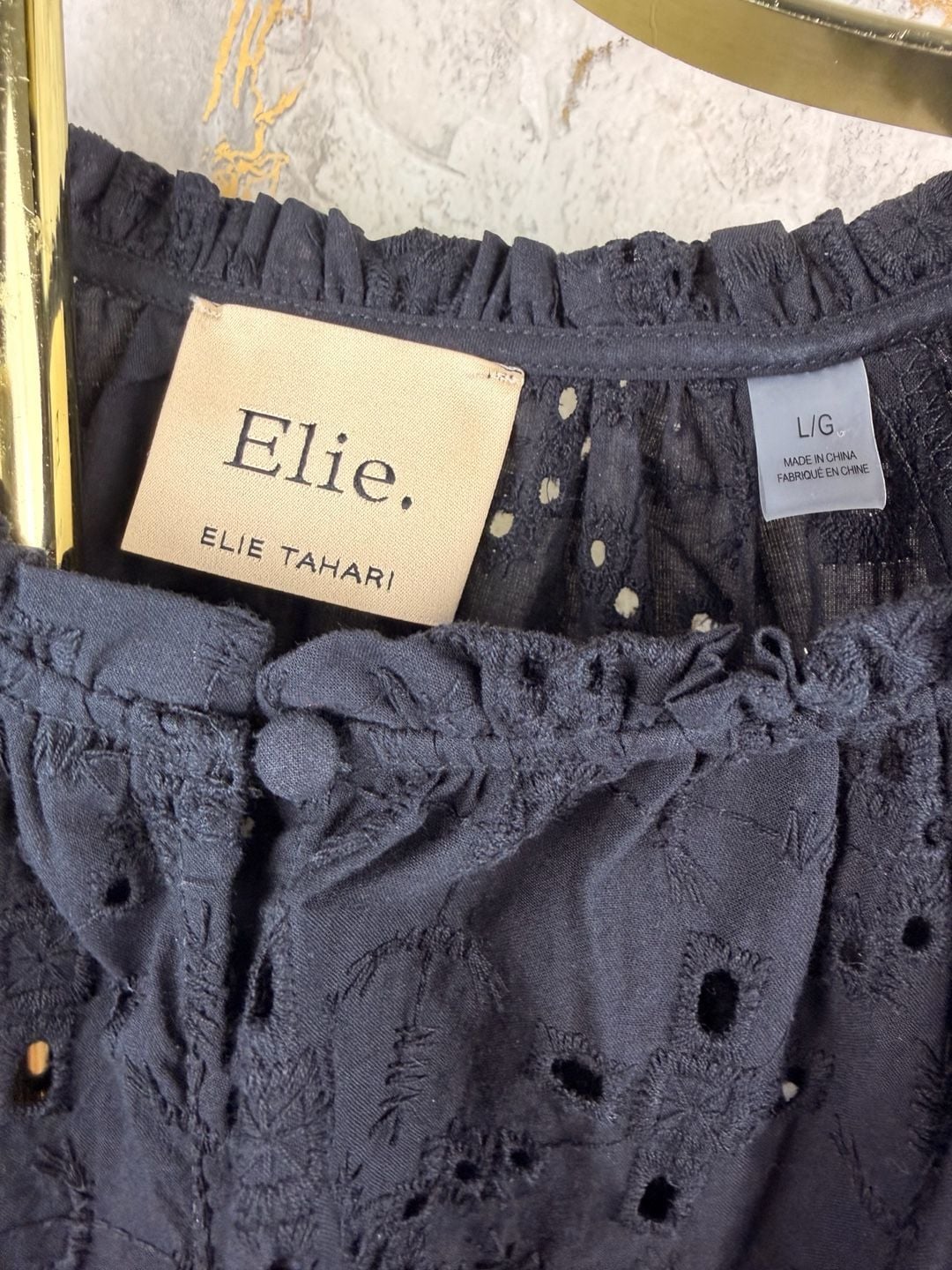 Elie Tahari Eyelet Blouse Size L Black Cotton Viscose Short Sleeve 5