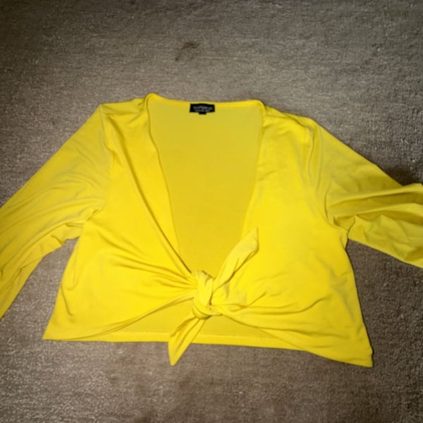 Topshop Tie Front Crop Top Size US 6 Yellow Long Sleeve Shrug Bolero
