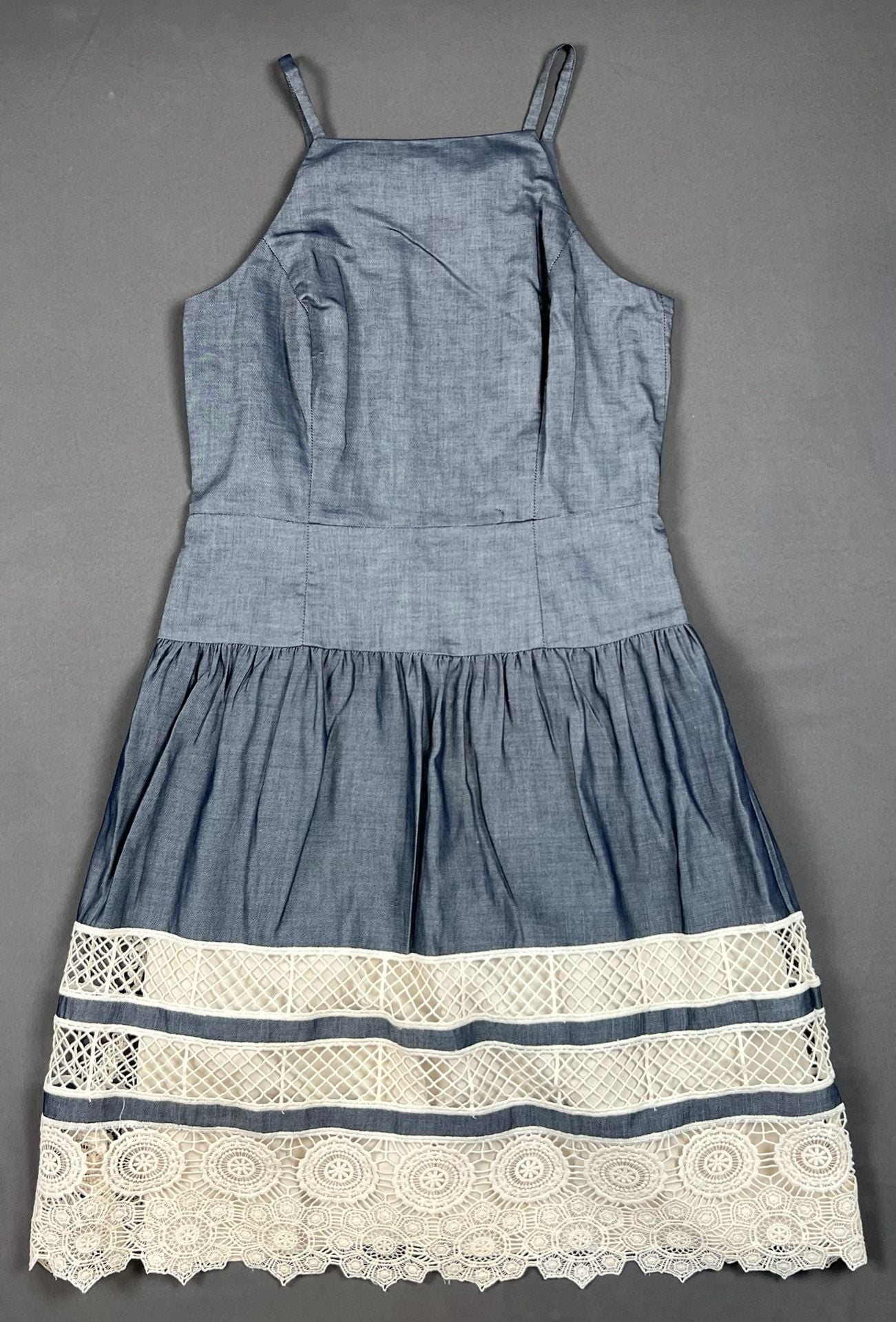 Ann Taylor Tiered Lace Chambray Dress Size 4 Blue Cotton 2