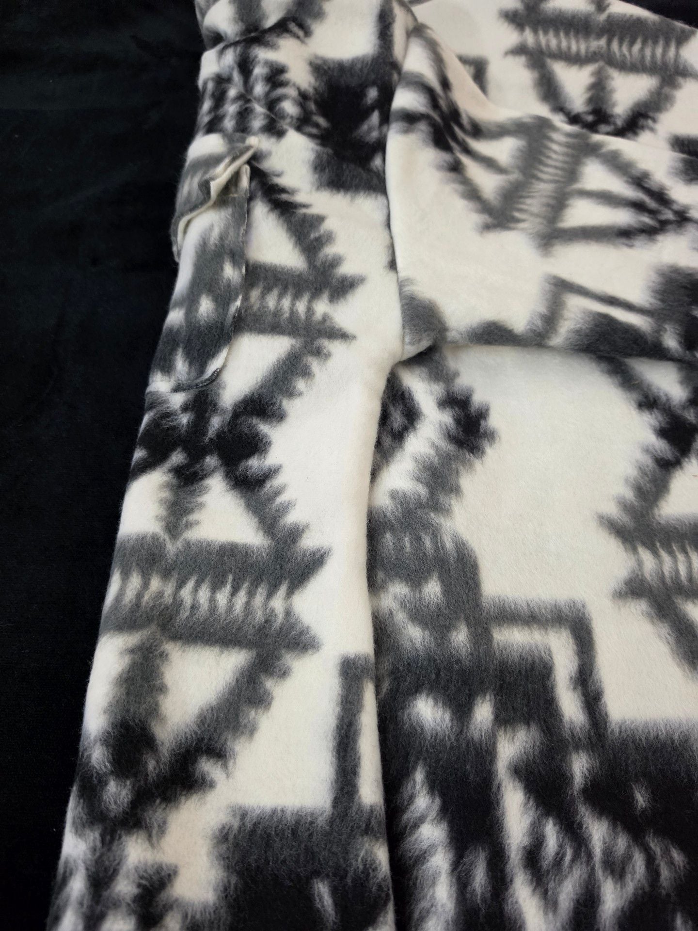Elan Telluride Aztec Fleece Shacket Jacket Medium NWT Black White Southwestern 7