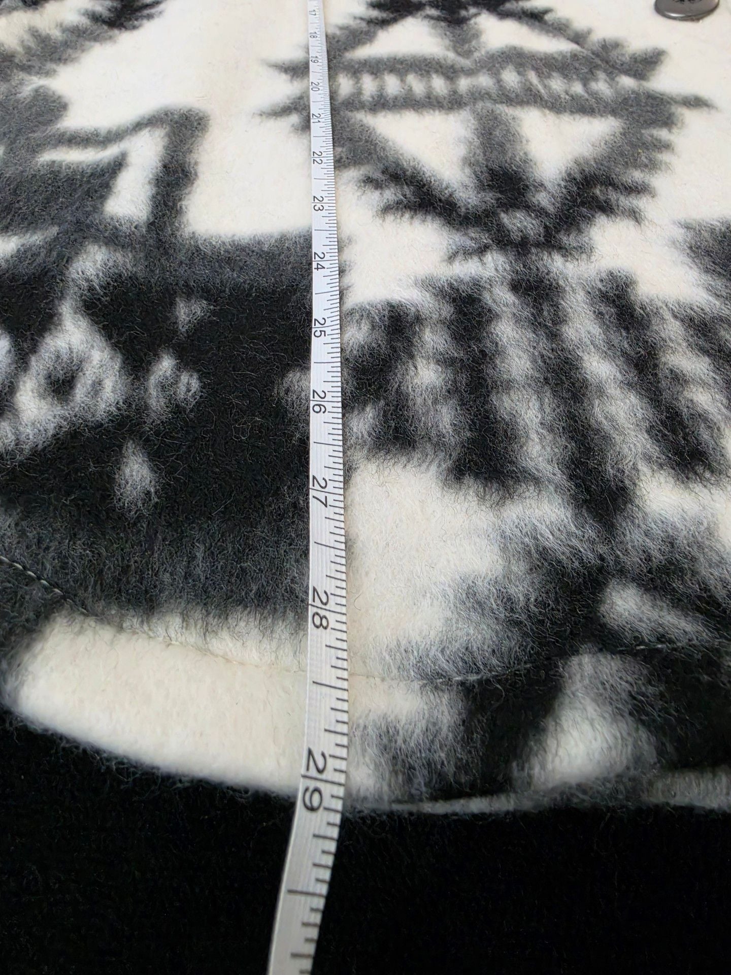 Elan Telluride Aztec Fleece Shacket Jacket Medium NWT Black White Southwestern 9