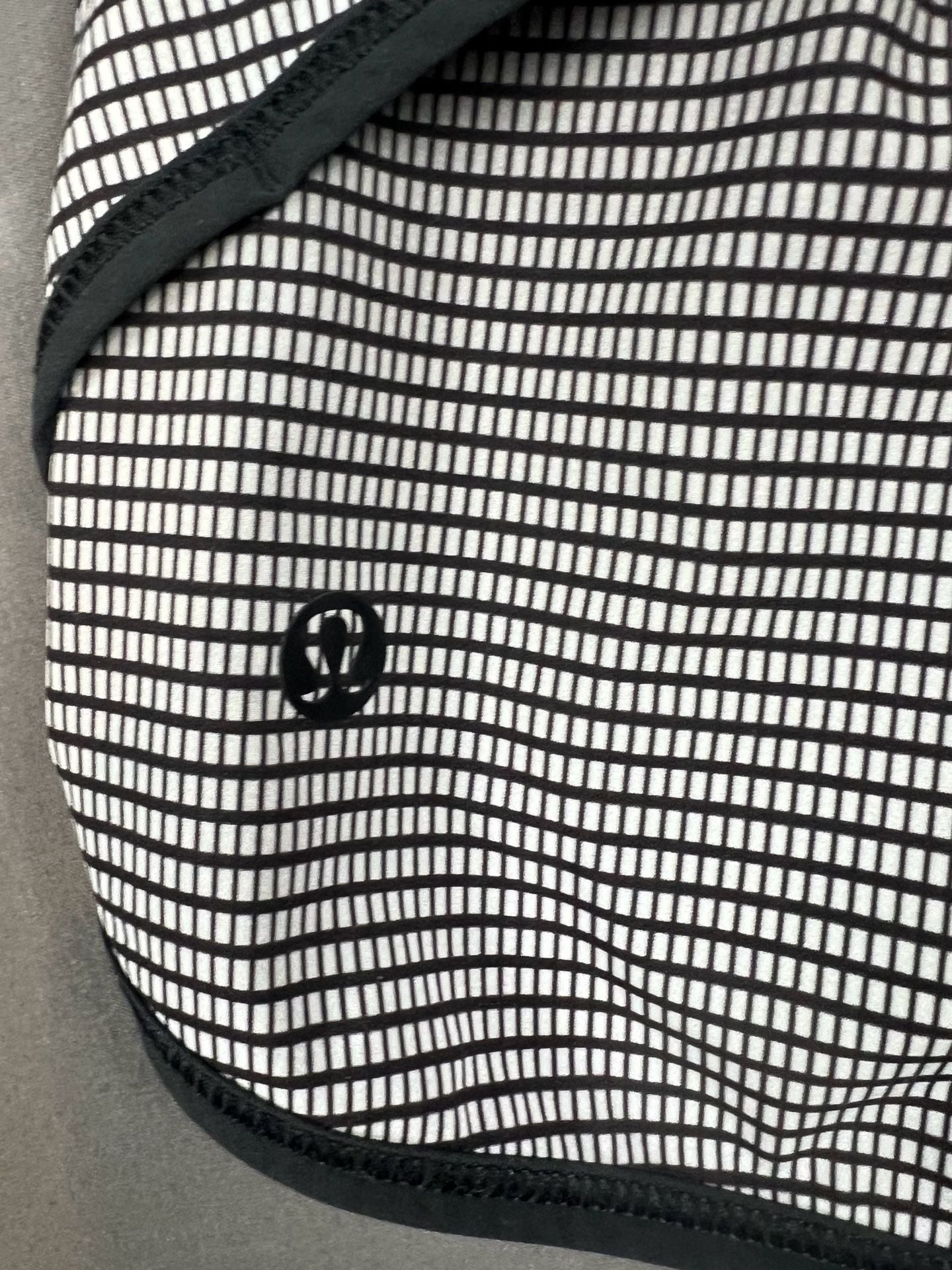 Lululemon Speed Up Shorts Black White Checkered 6