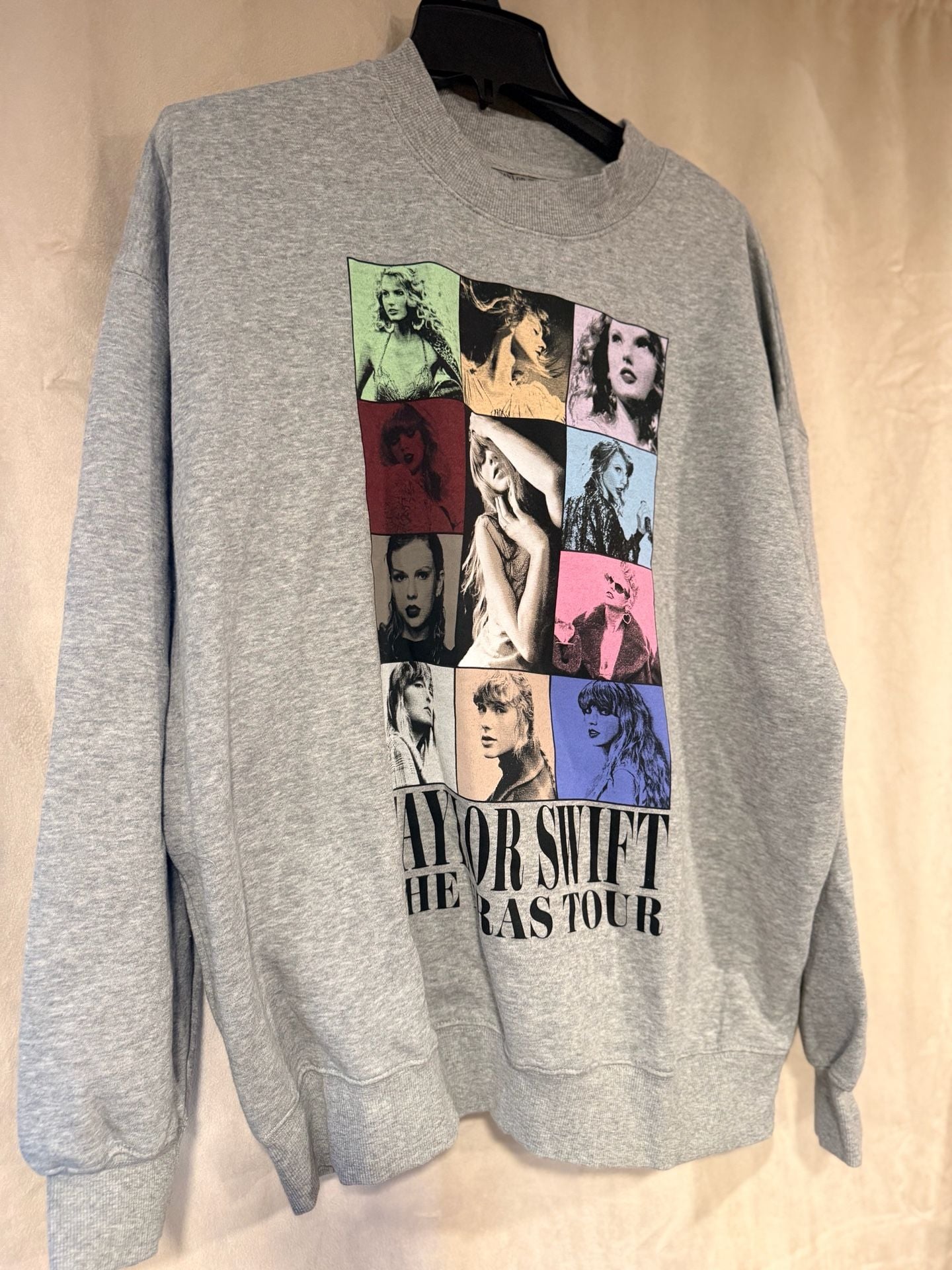 Taylor Swift The Eras Tour Graphic Crewneck Sweatshirt Size L 3