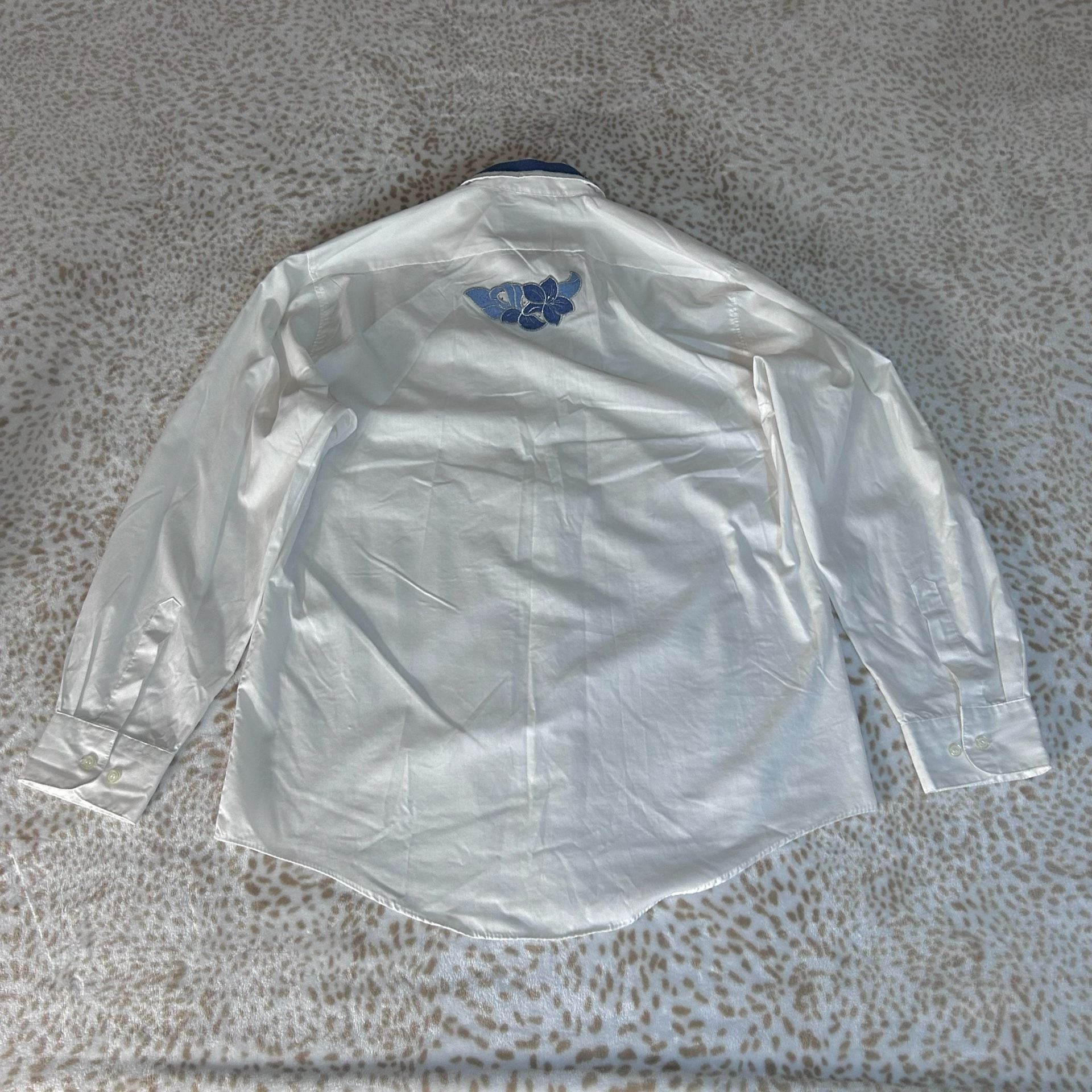 Vintage Liz Bentley Western Button Down Shirt Size M White Blue 7