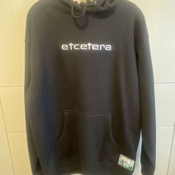 Etcetera Rarewear Hoodie Size Medium Black Graphic Pullover
