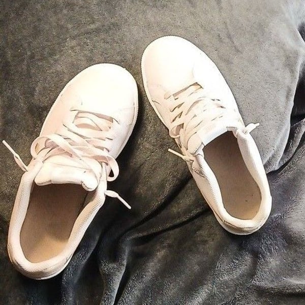 Nike Court Royale 2 Size 10 Light Pink Sneakers