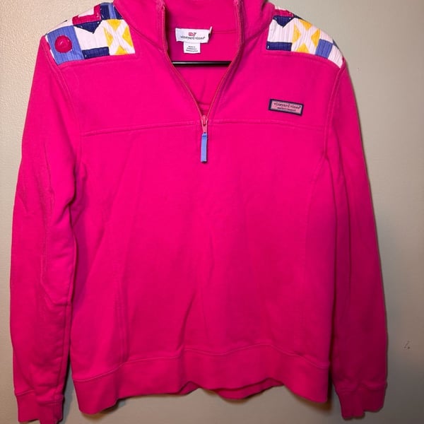 Vineyard Vines 1/4 Zip Pullover Size M Pink Nautical Flag Shoulders