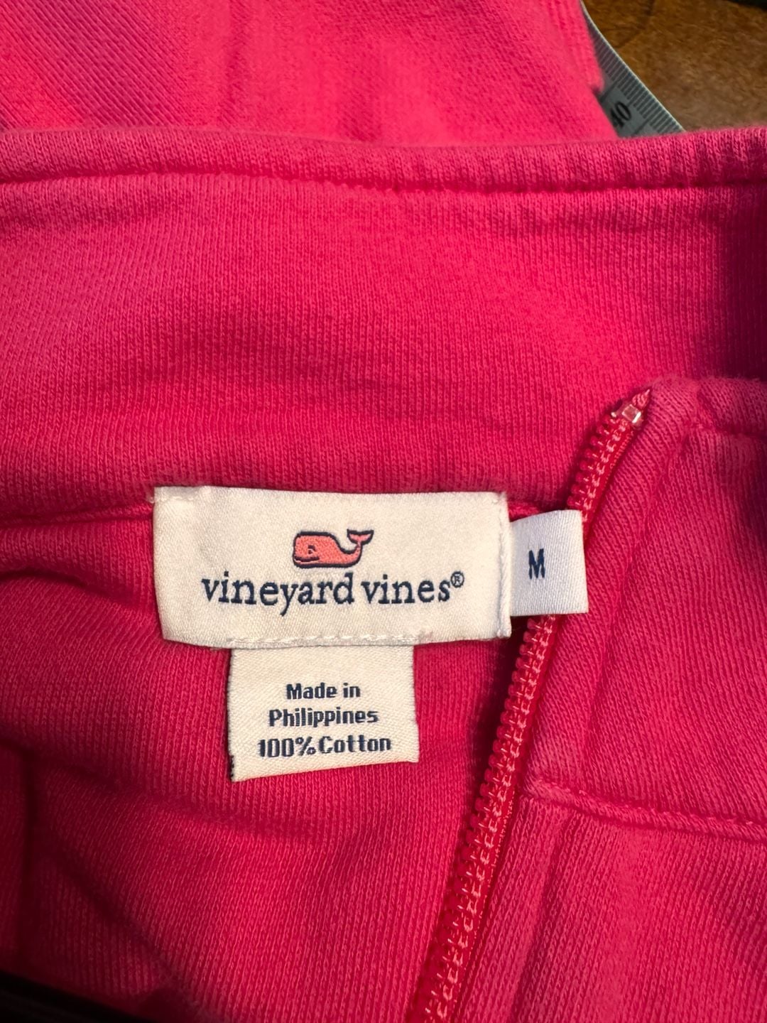 Vineyard Vines 1/4 Zip Pullover Size M Pink Nautical Flag Shoulders 4