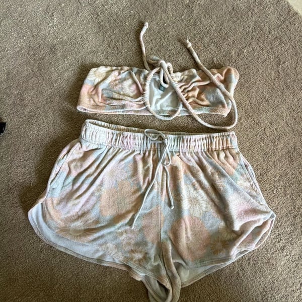 Wild Fable Halter Top & Shorts Set Size XL Pastel Floral Terry