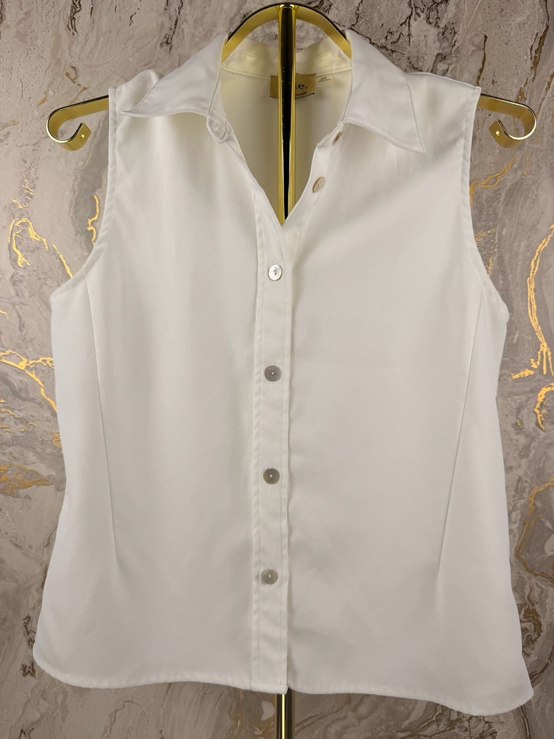 Elie Tahari Sleeveless Button Front Shirt Size S/P White 6