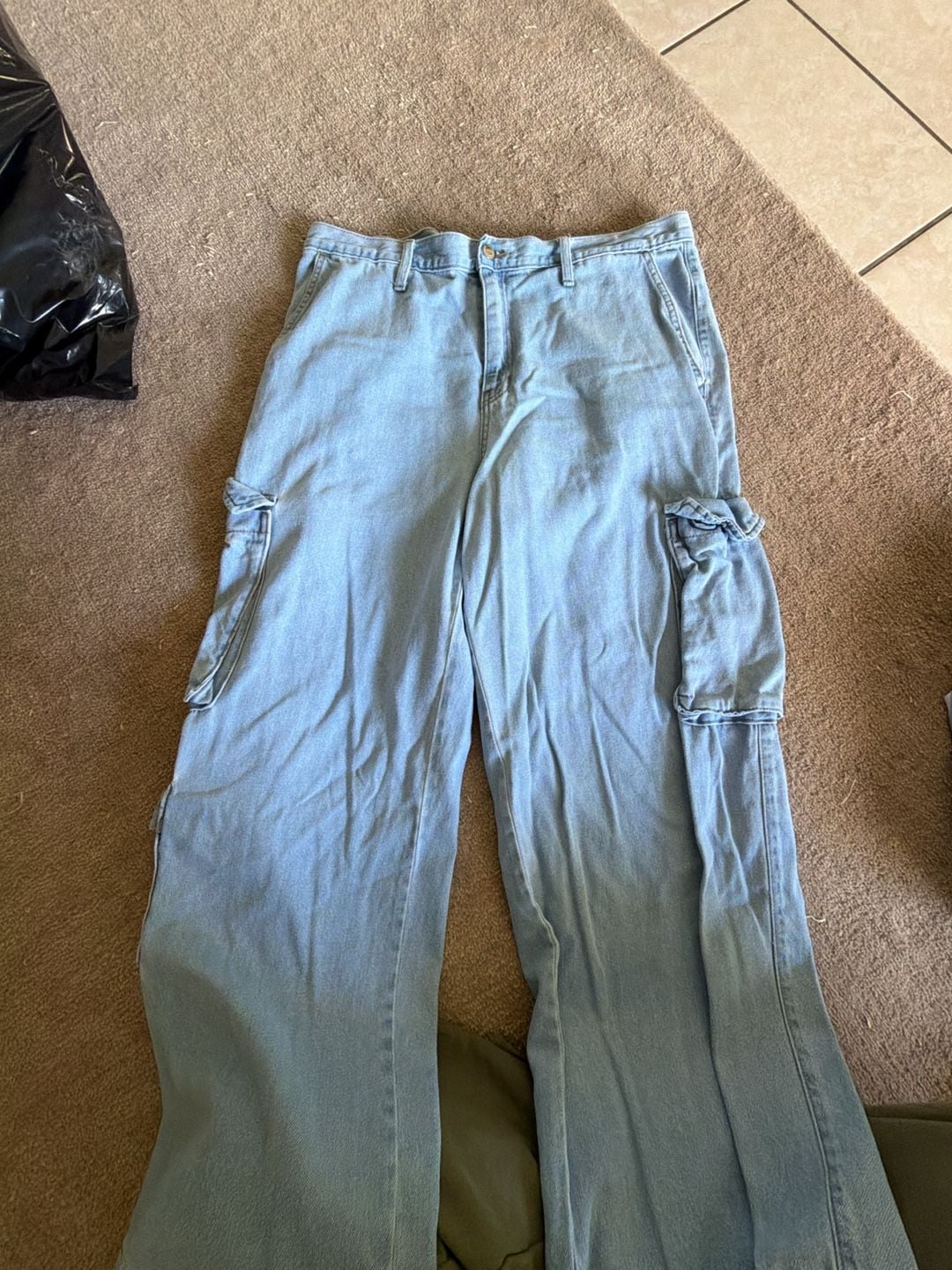 Universal Thread Cargo Jeans Size 16R Light Wash Denim Wide Leg 2