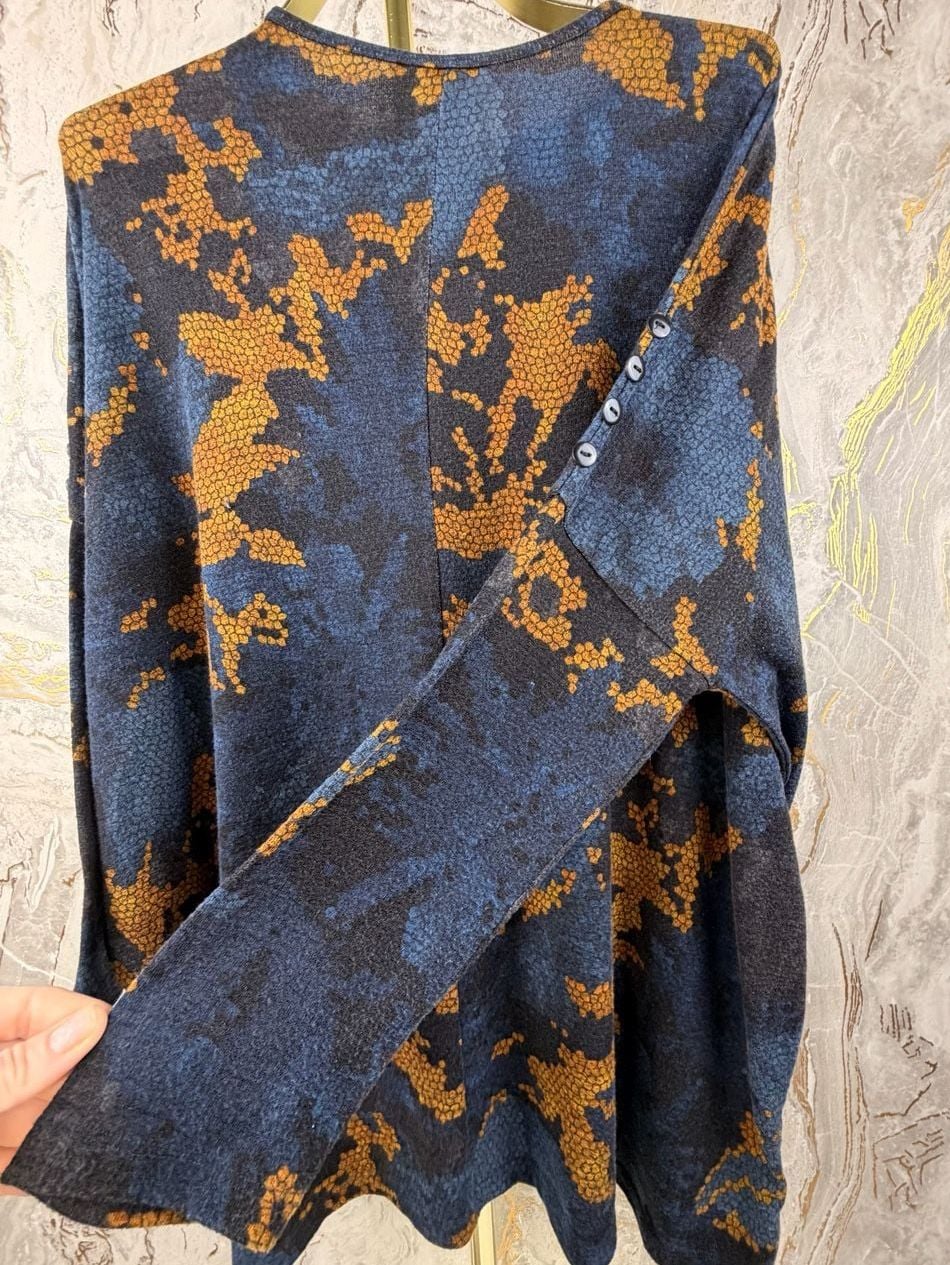Clara Sunwoo Tapestry Boyfriend Sweater Size M Blue And Gold Abstract 8