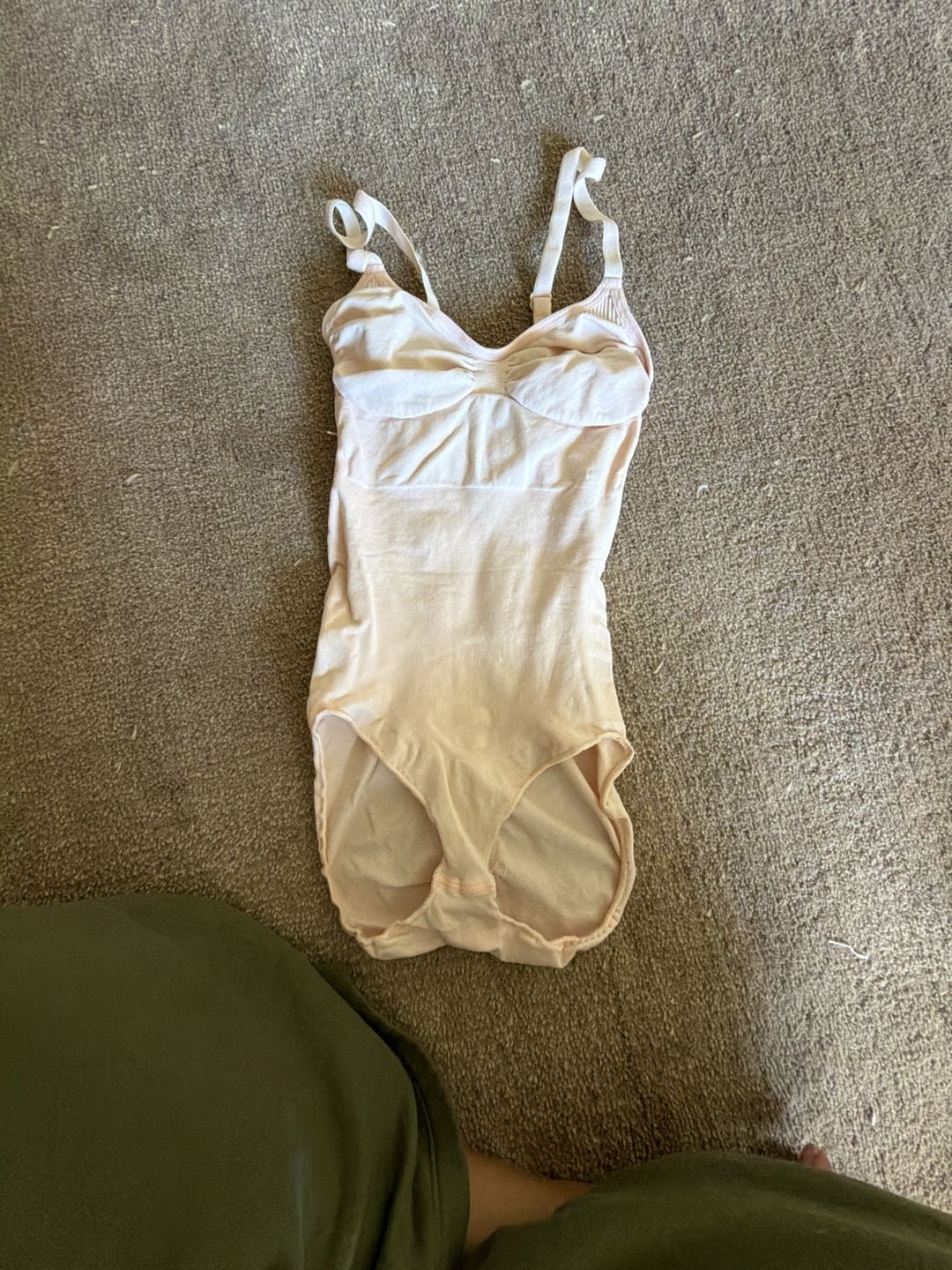 SKIMS Seamless Sculpt Bodysuit Size L/XL Pink Shapewear Thong 2