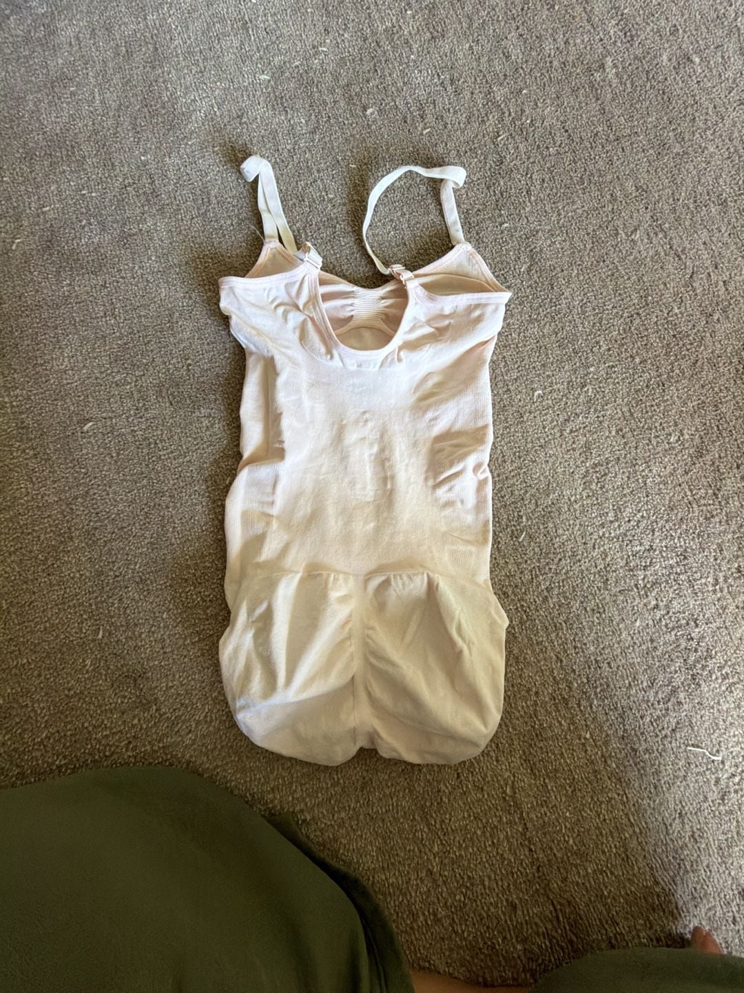 SKIMS Seamless Sculpt Bodysuit Size L/XL Pink Shapewear Thong 4