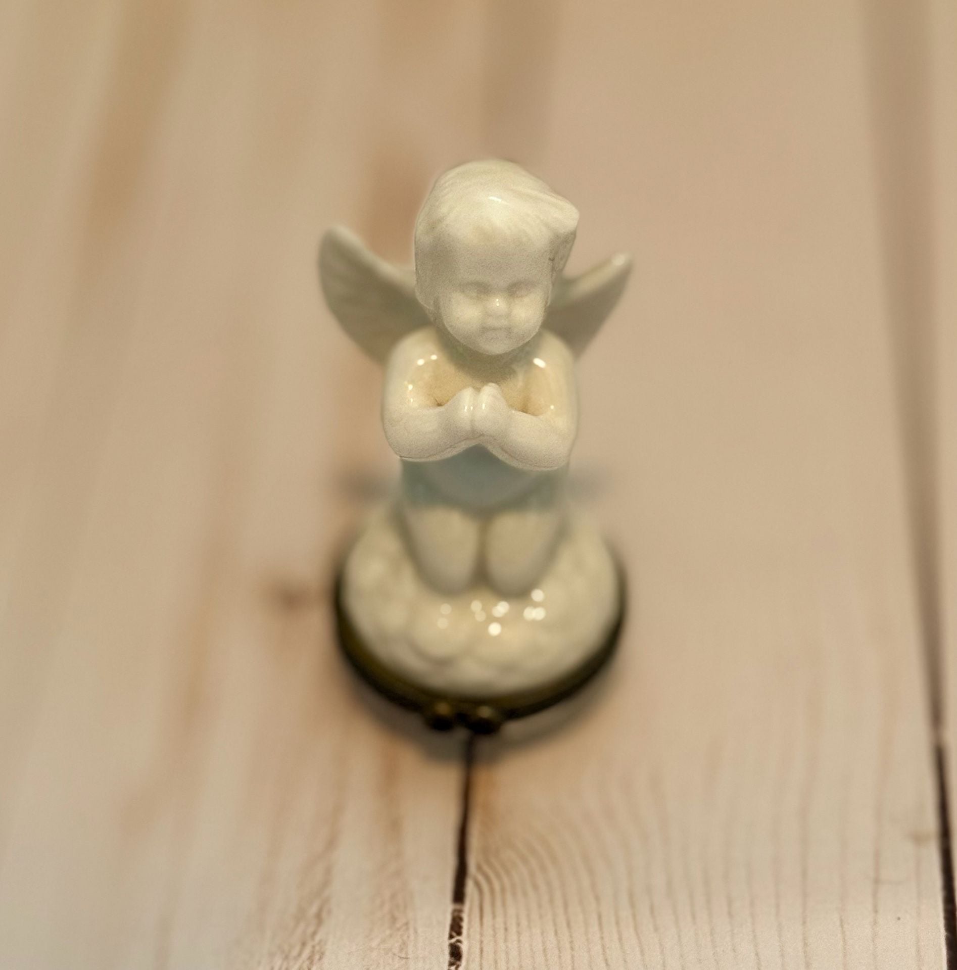 Vintage Porcelain Angel Cherub Figurine Trinket Box 2