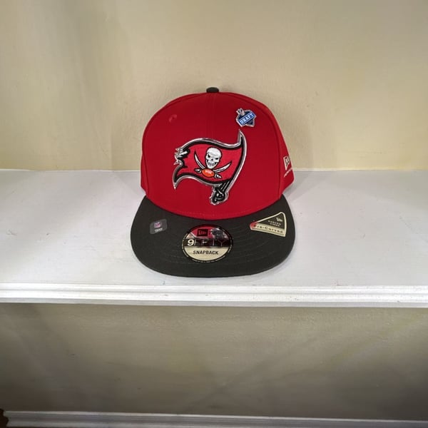 New Era Tampa Bay Buccaneers 2026 Draft 9FIFTY OSFM Snapback Hat
