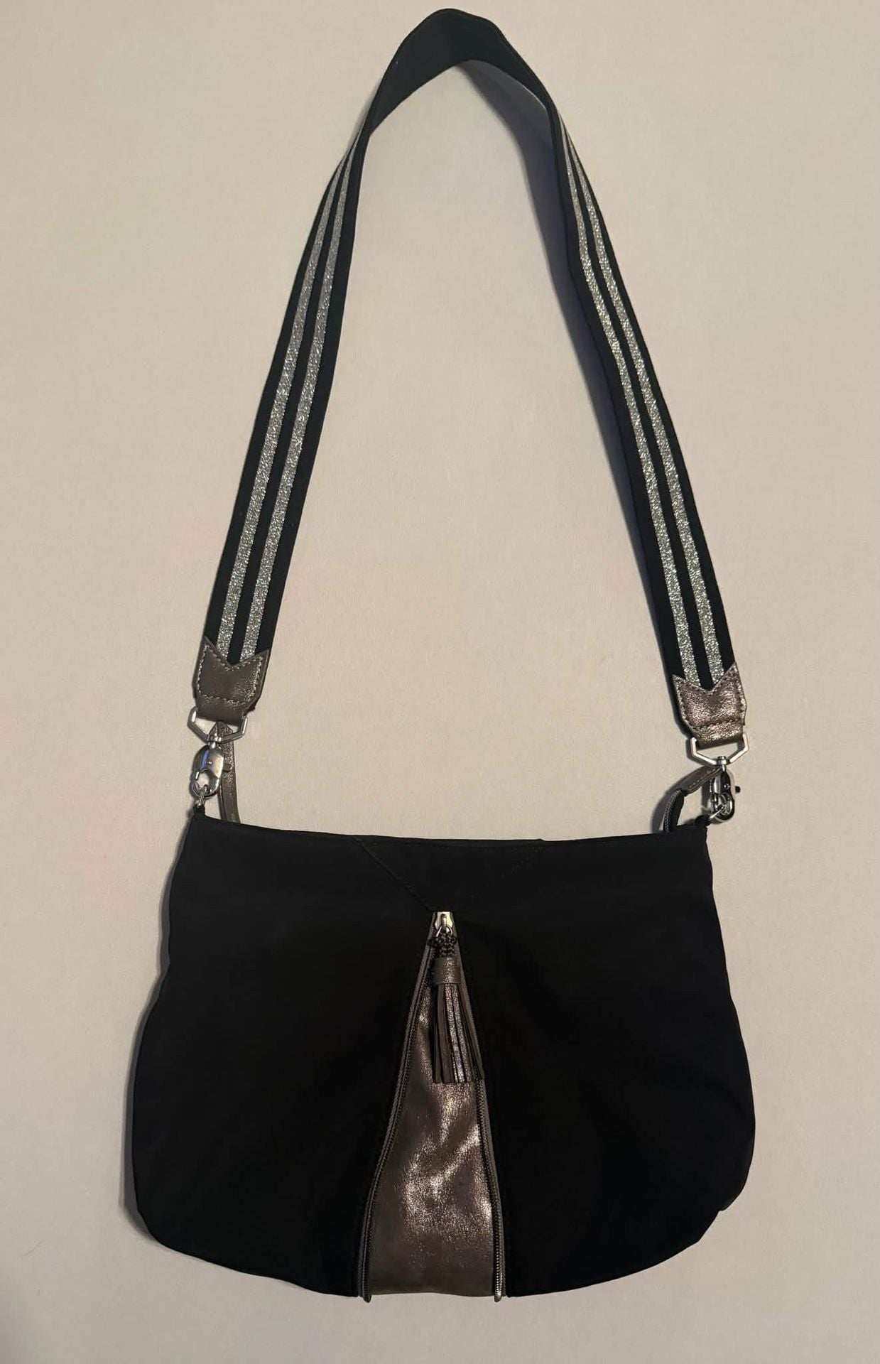 Stella & Dot Work Hard Play Hard Crossbody Bag Black 2