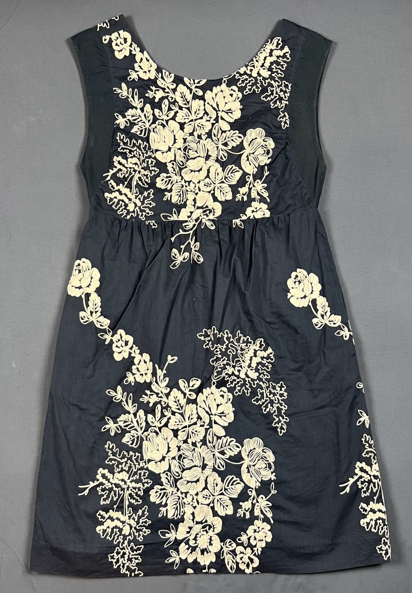 J.Crew Mirabel Floral Embroidered Dress Size 4 Gray Cotton 2