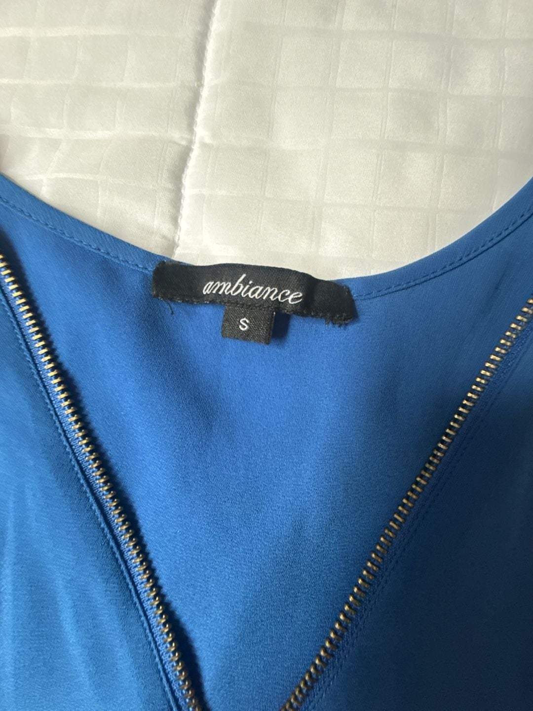 Ambiance Sleeveless Zip Front Blouse Size S Blue 3