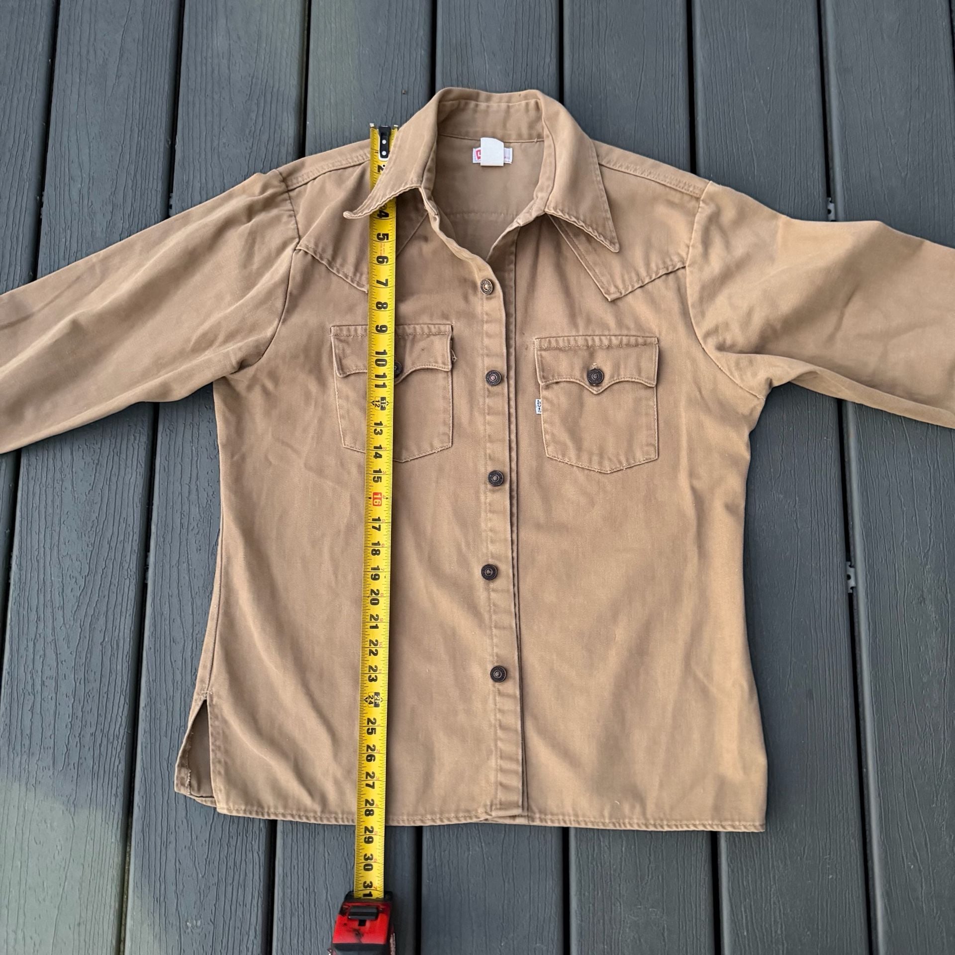 Vintage 70's Levis Two Pocket White Tab Western Barn Style Basic Button Up Shirt 6