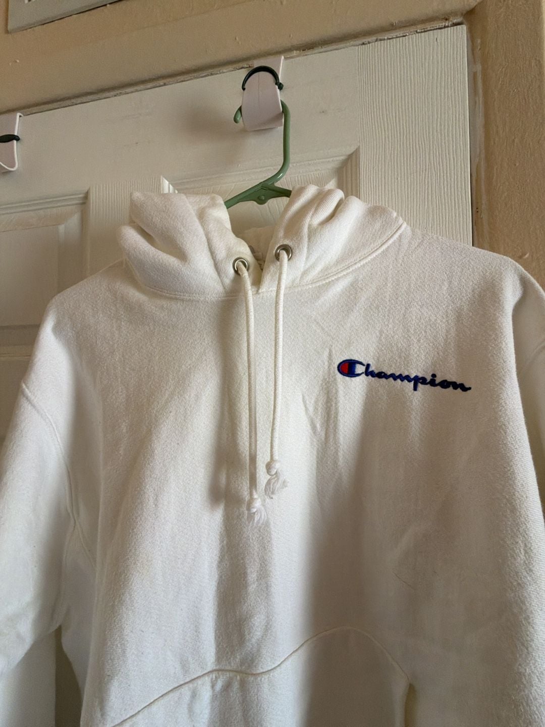 Champion Reverse Weave Pullover Hoodie White Script Logo SOU1436-N 8