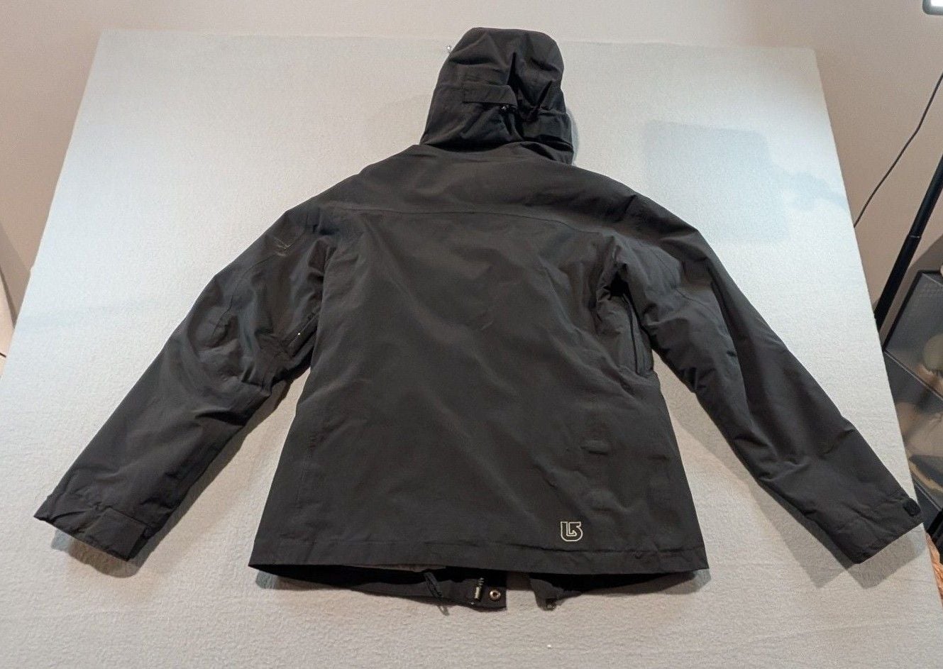 Burton Gore-Tex Snowboarding Jacket Size S Black Primaloft 7