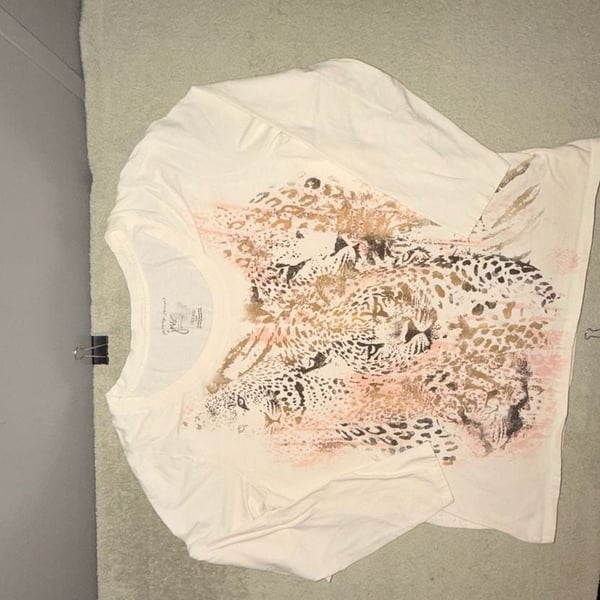 JMS Leopard Print Graphic Tee Size 1X/XG Cream Long Sleeve Top Y2K Style