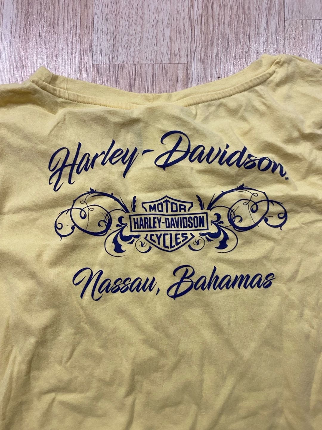 Harley-Davidson Graphic T-Shirt X-Large Yellow Nassau Bahamas 5