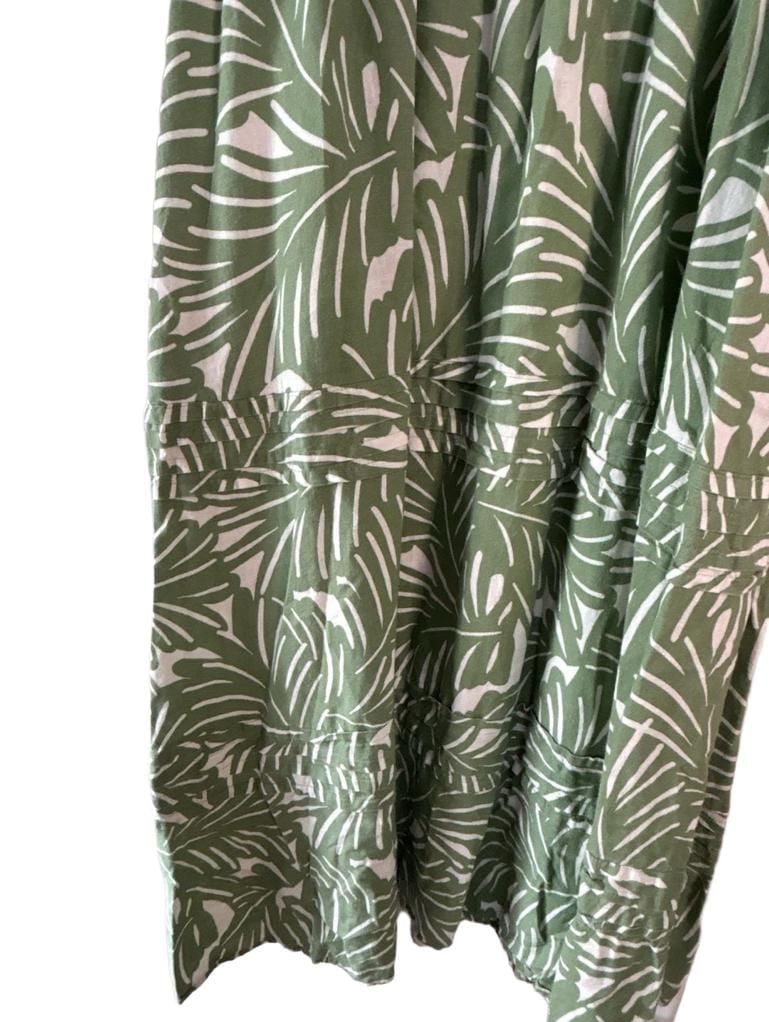 Nicole Miller New York Midi Dress Size L Green Leaf Print Smocked 6