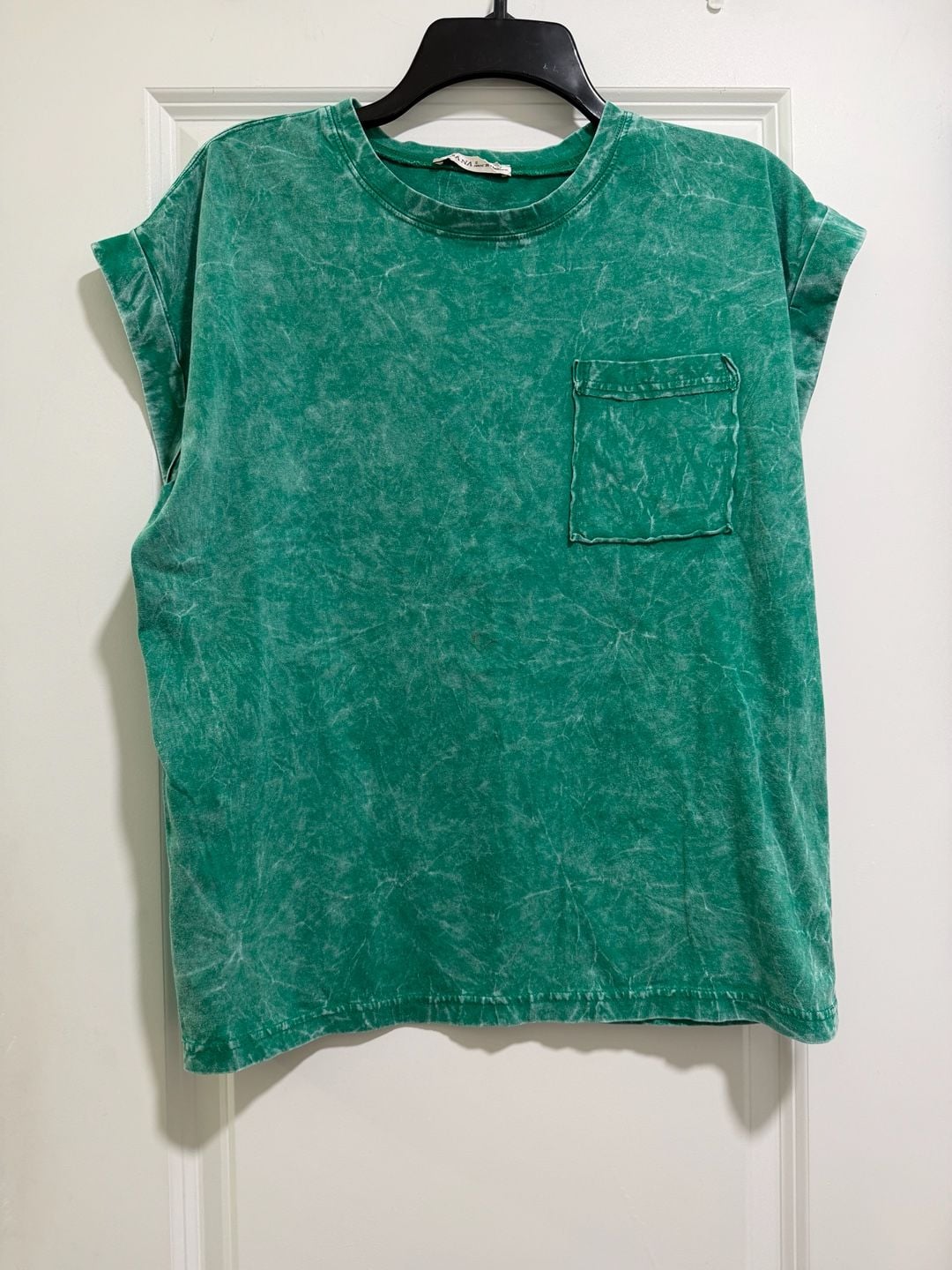 Zenana acid wash Pocket T-Shirt Green Cuffed Sleeve Tee size small 2