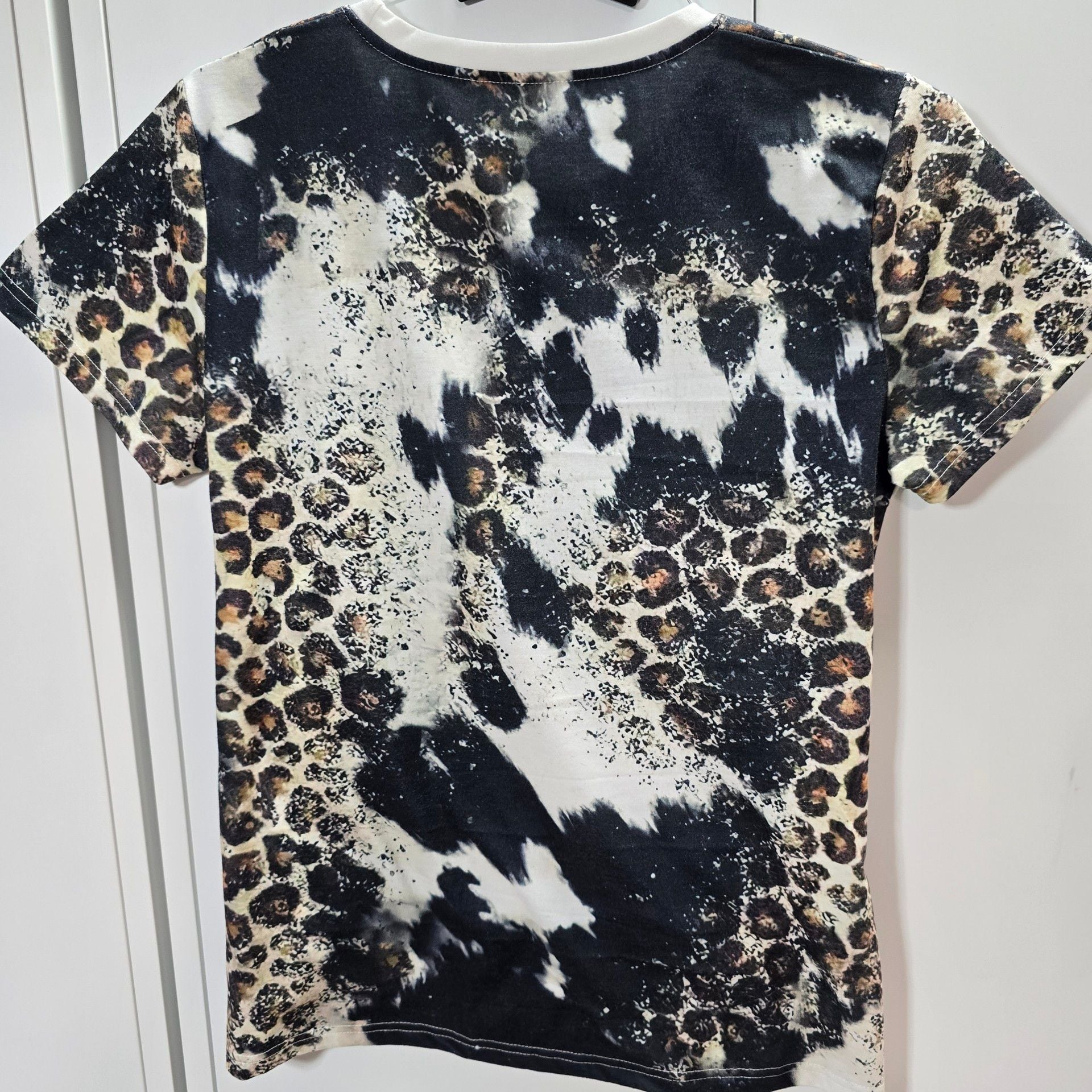 Horror Character Messy Bun Leopard T-Shirt 4