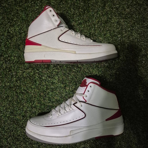 Nike Air Jordan 2 Retro Chicago Home White Red