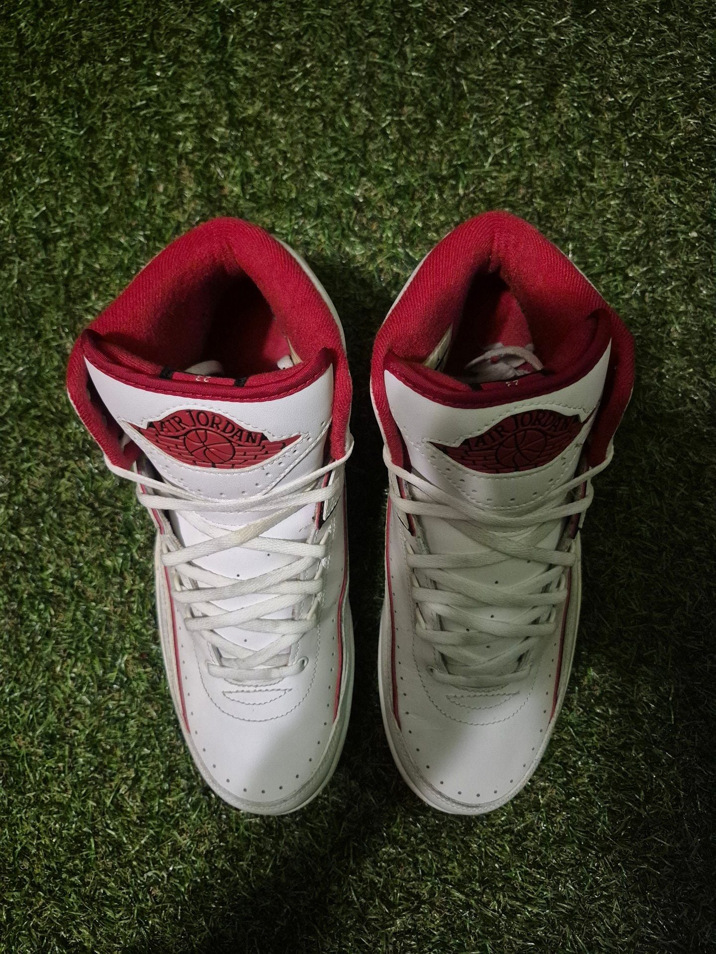 Nike Air Jordan 2 Retro Chicago Home White Red 6