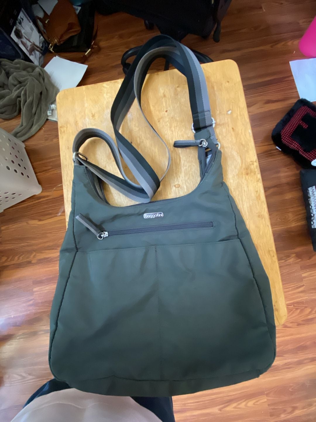Baggallini On Track Crossbody Bag Green Nylon 2