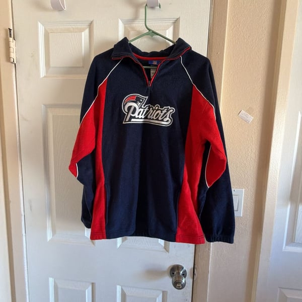 NFL New England Patriots 1/4 Zip Fleece Pullover Jacket Youth Size SOU1437-N