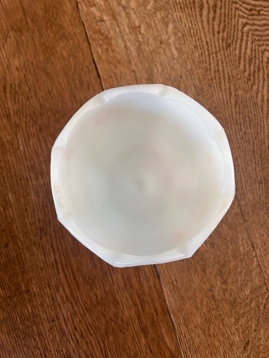 E.O. Brody White Milk Glass Grapevine Pedestal Vase 3