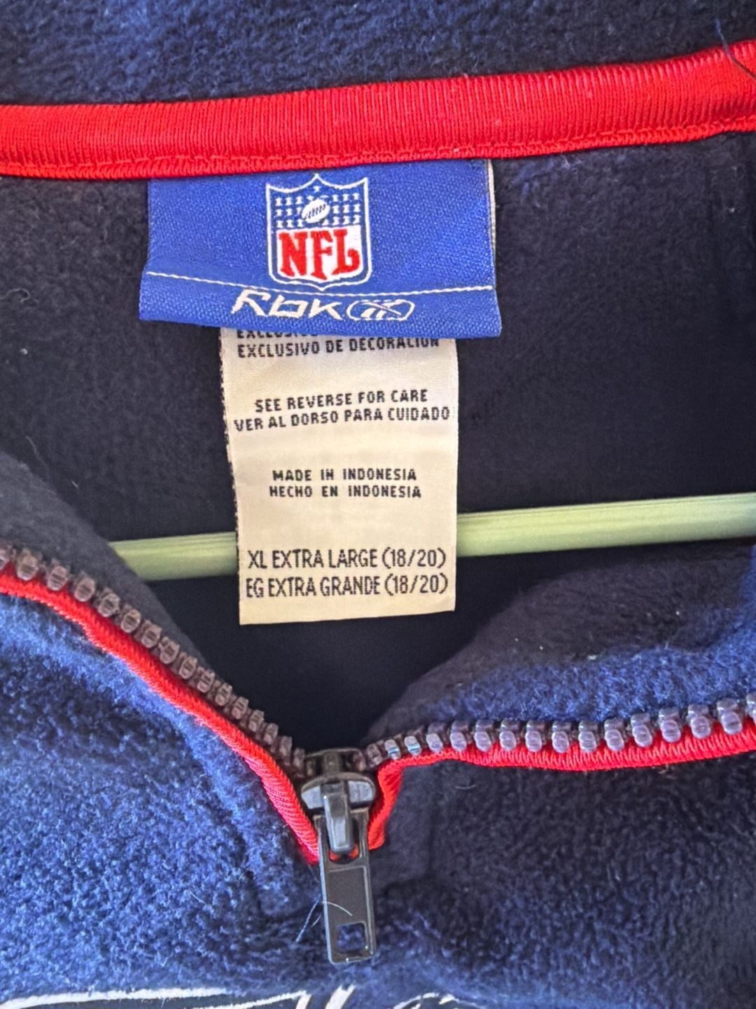 NFL New England Patriots 1/4 Zip Fleece Pullover Jacket Youth Size SOU1437-N 10