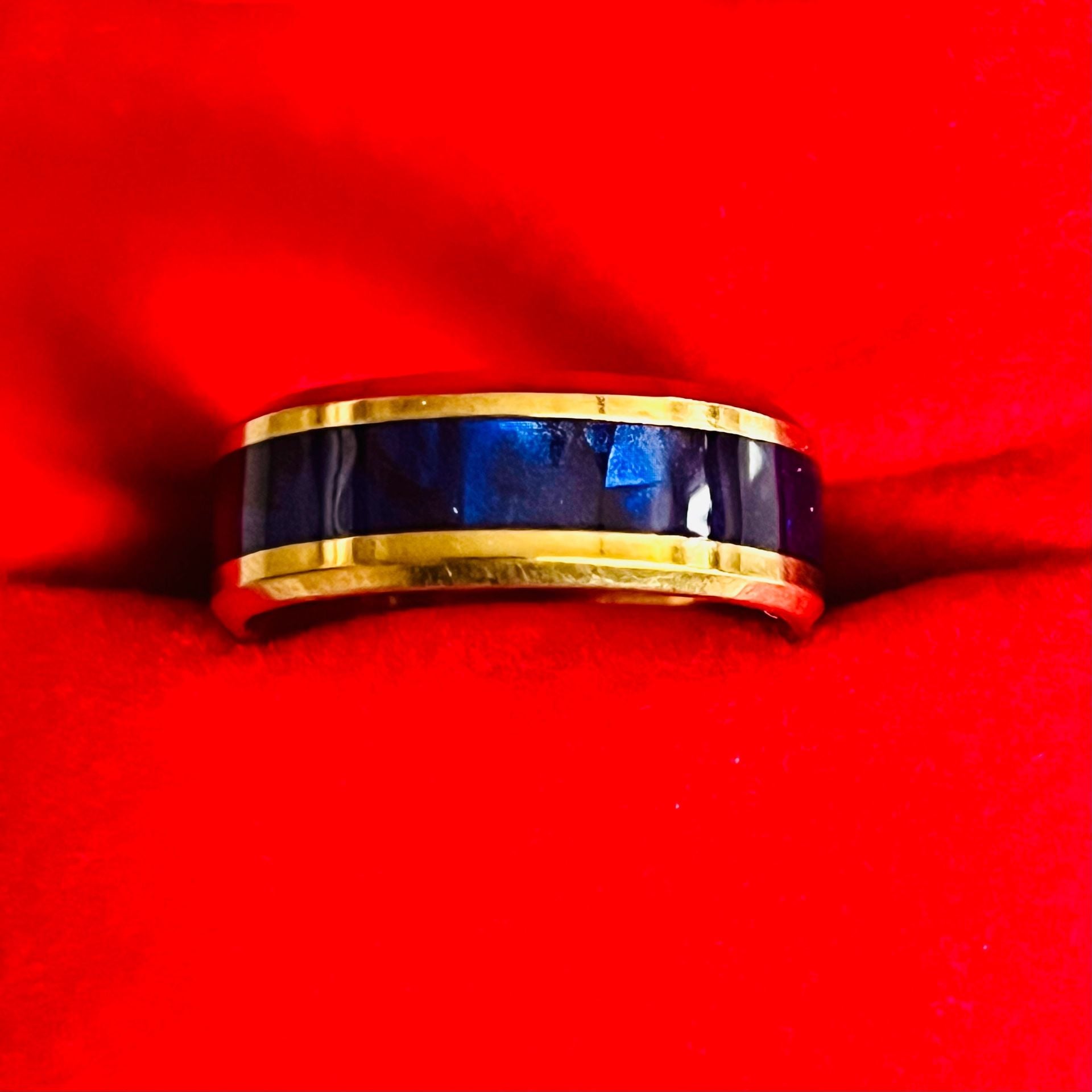 Stauer Gold and Blue Lapis Lazuli Tungsten 8mm Ring Size 10 2