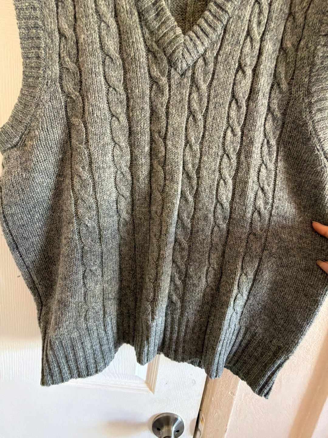 Vintage 100% Wool Westchester Classics Sweater Vest Gray Cable Knit SOU1439-N 7