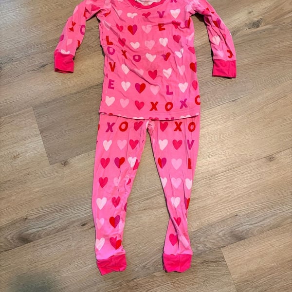 Little Sleepies 2-Piece Pajama Set Size 12-18 Months Pink Love Heart XOXO
