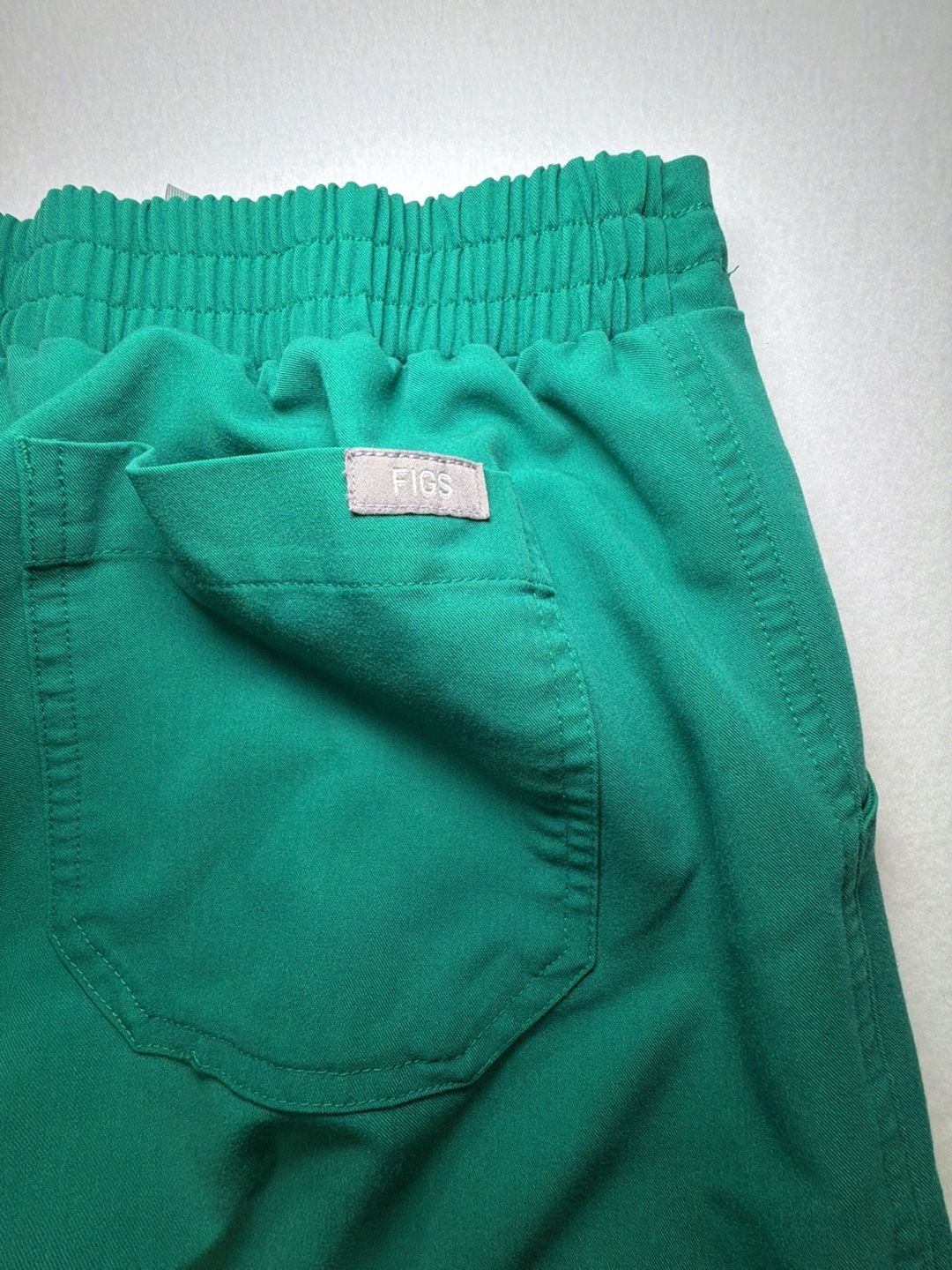 FIGS Technical Collection Women’s XS Green Pants Medical Healthcare Athletic  9